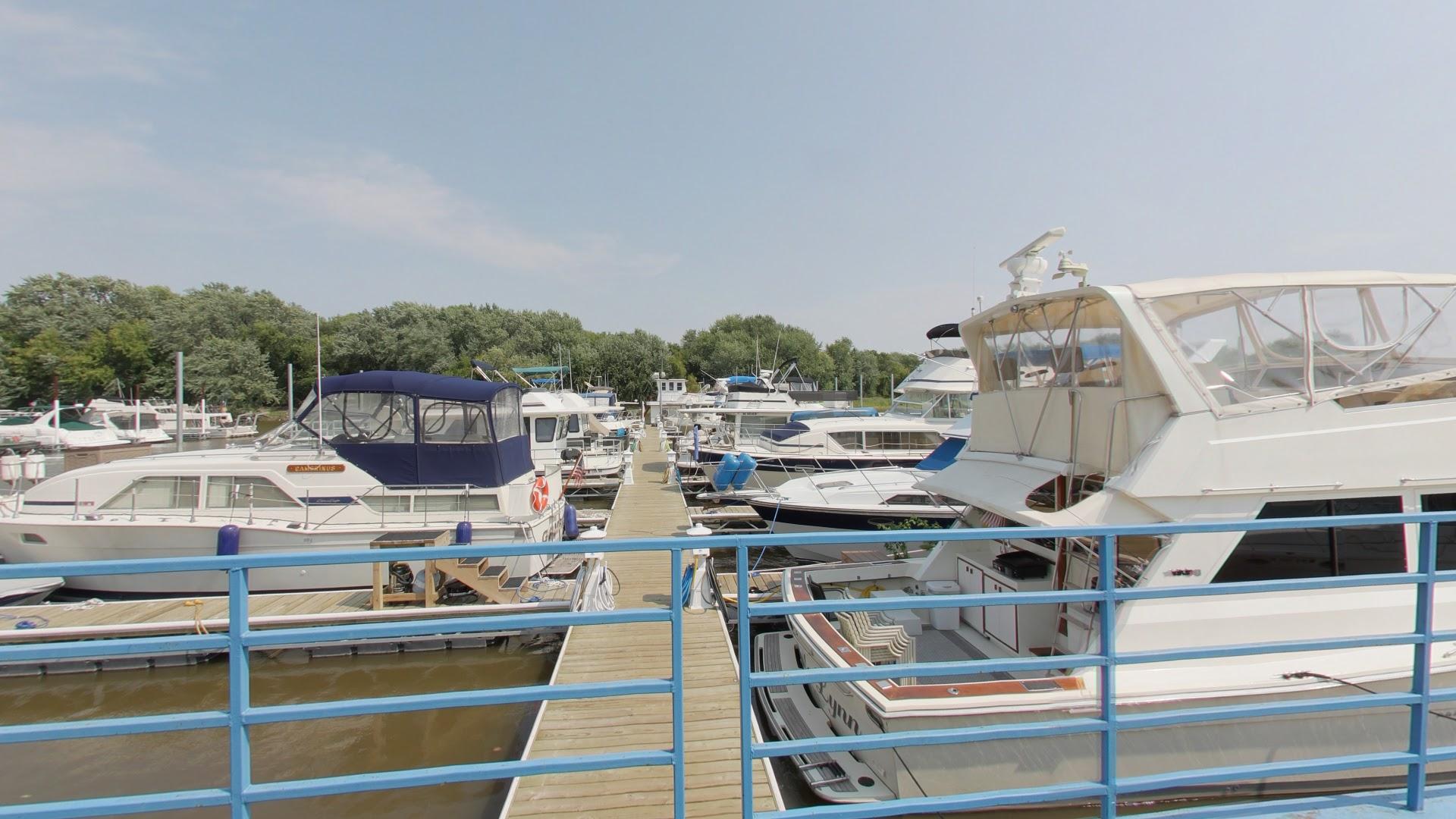Overboard Bar & Grill